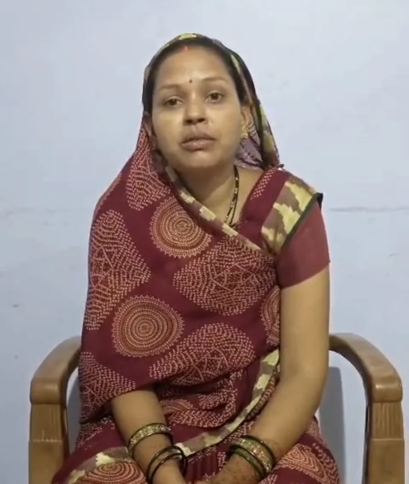 धुएं से मिली राहत, उज्ज्वला योजना ने श्रीमती हीराकली की रसोई को बनाया आसान